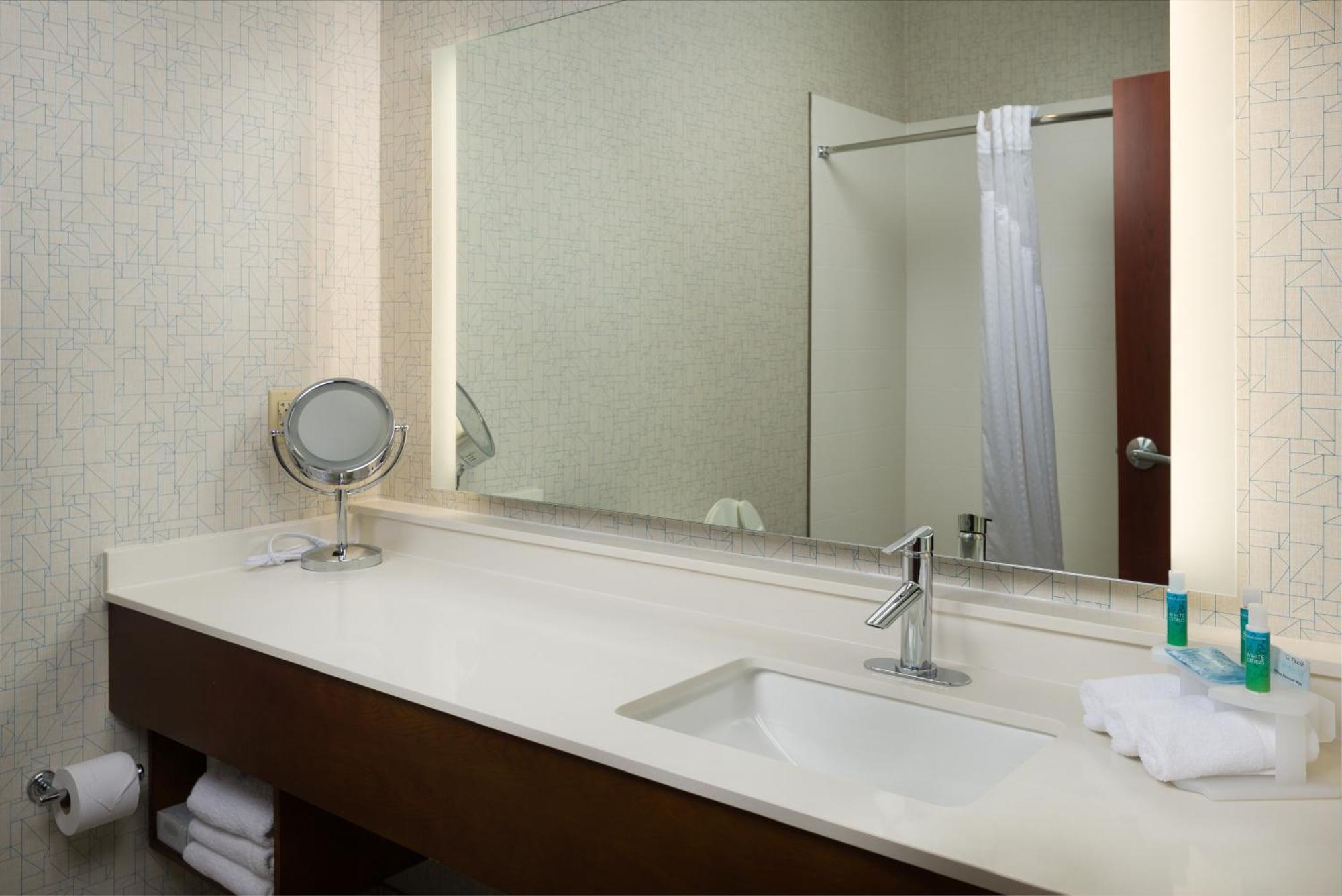 Holiday Inn Express Independence - Kansas City By Ihg Exterior photo